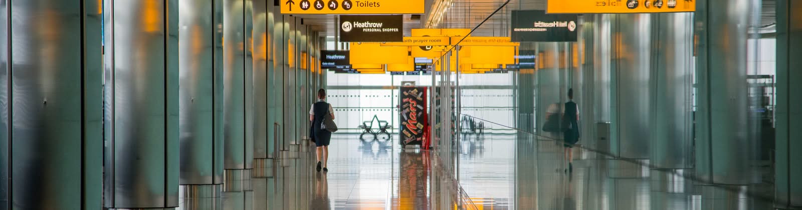 11 top hotels near London Heathrow Airport (LHR) close to all terminals 11 top hotels near London Heathrow Airport (LHR) close to all terminals
