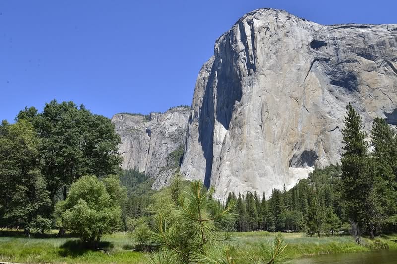 Lembah Yosemite, Sierra Nevada, California.
