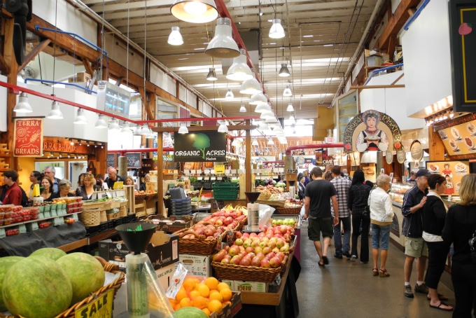 Granville Island Public Market © Flightlog/Flickr