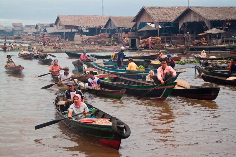 Pasar Terapung Muara Kuin, Banjarmasin, Kalimantan Selatan