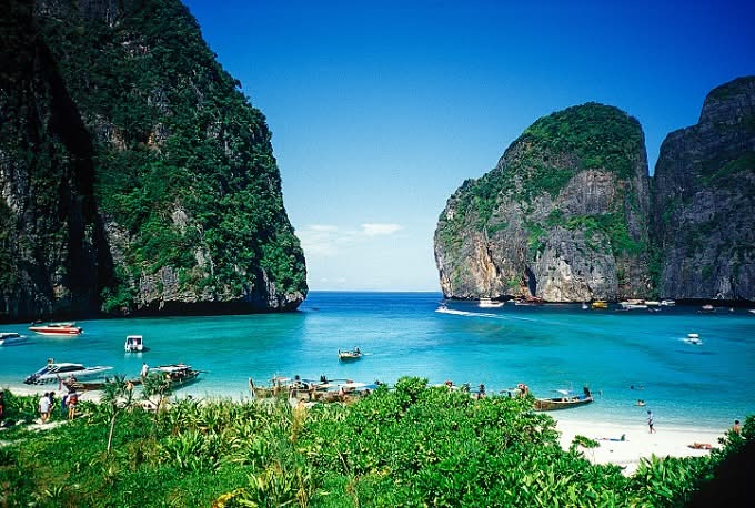 http://kenjogame.blogspot.com/ 10 Negara Yang Paling Banyak Mengunjungi Indonesia - Maya Bay, Thailand