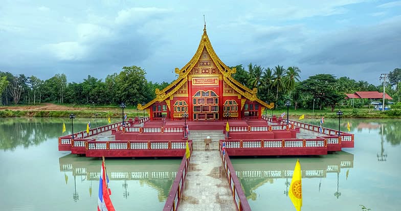 วัดป่าละหานทราย จ.บุรีรัมย์ ขอบคุณภาพจาก TravelGuruThailand.net