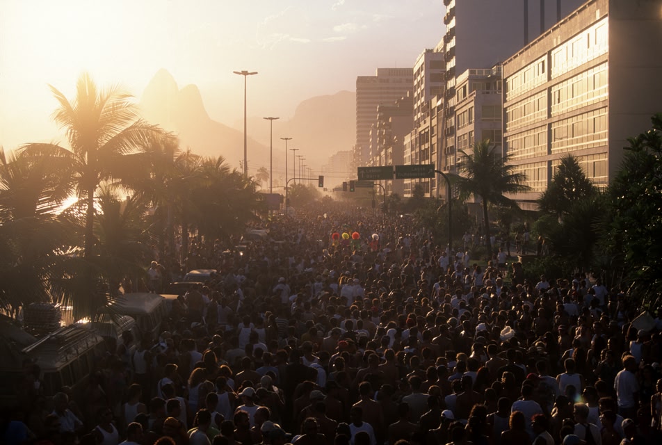 people in the rio street