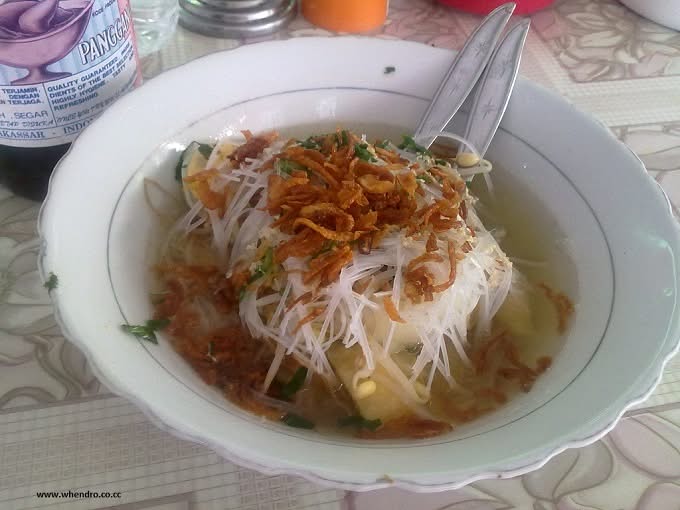 7 Kuliner Khas Makassar Yang Akan Membuat Anda Tak Ingin Pulang - Sop Ubi