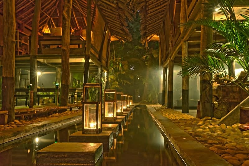 Check out the relaxed, atmospheric vibe at Ku Goa