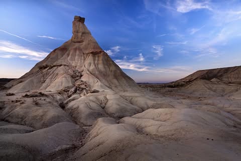 bardenas_reales_desert_navarra_spain_680.jpg
