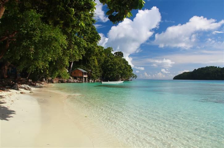 10-pantai-tersembunyi-indonesia-iboih-weh-banda-aceh-skyscanner