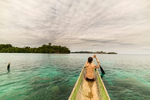 Tips Liburan Hemat ke Taman Nasional Kepulauan Togean, Sulawesi Tengah - Canoing