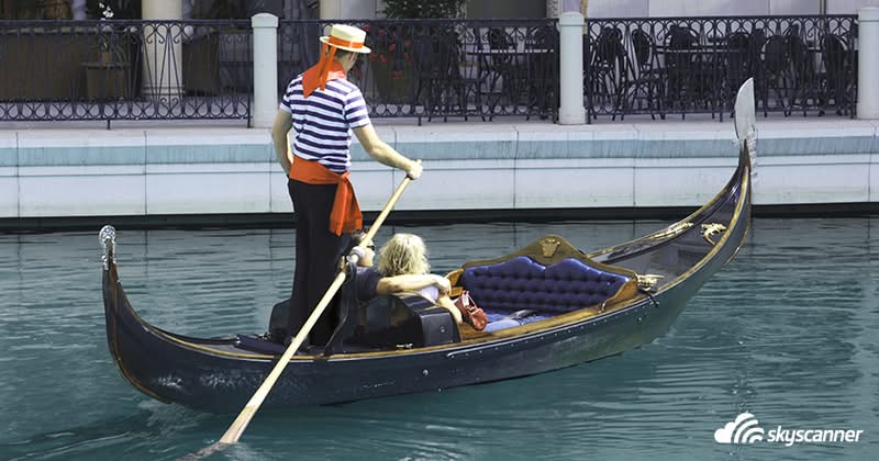 เรือกอนโดล่า