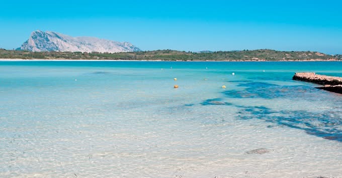 cala_brandinchi_sardinia_shutterstock_130422203 Solanas è la sesta spiaggia più bella della Sardegna secondo il portale Skyscanner