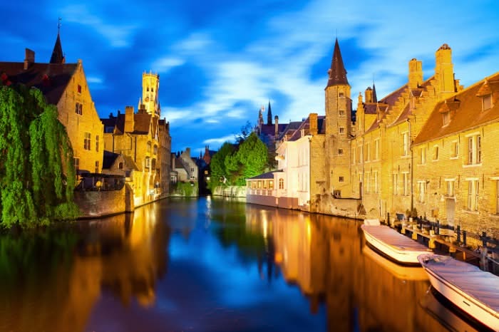Ao clicar na foto, você encontra as melhores ofertas de passagens aéreas para a Bélgica! Ao clicar na foto, você encontra as melhores ofertas de passagens aéreas para a Bélgica!