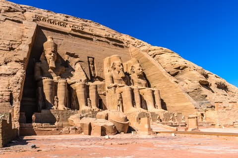 templo de abu simbel en egipto