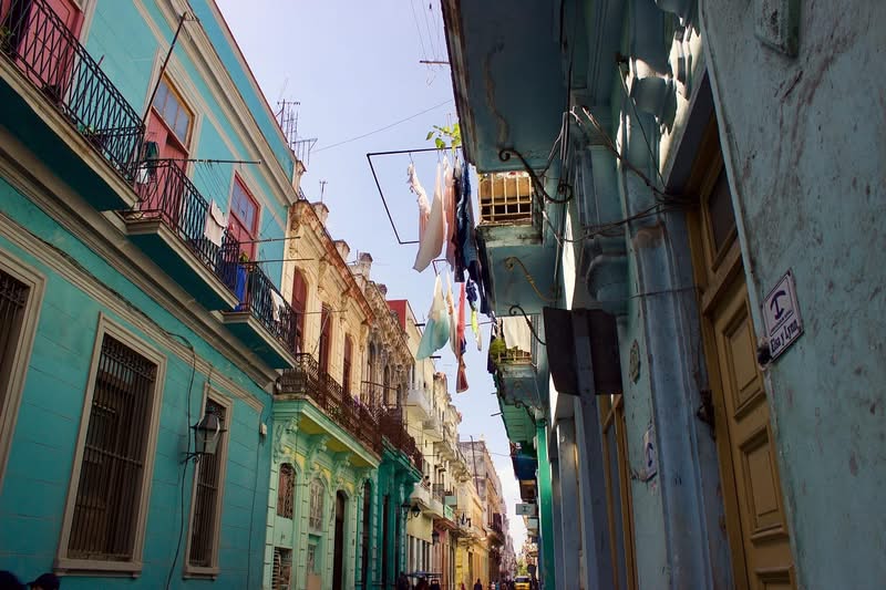 Cuándo comprar boletos de avión baratos desde México - La Habana