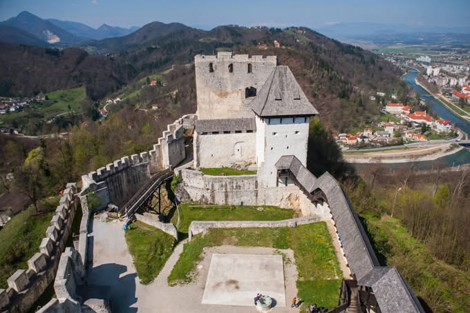 680-celje-castle-tourist-attraction-slov