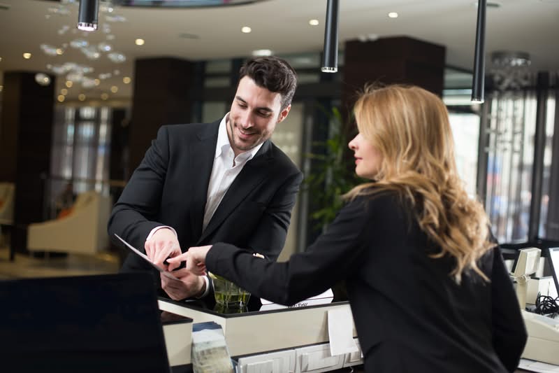 The ultimate guide to help you bag the best hotel rooms