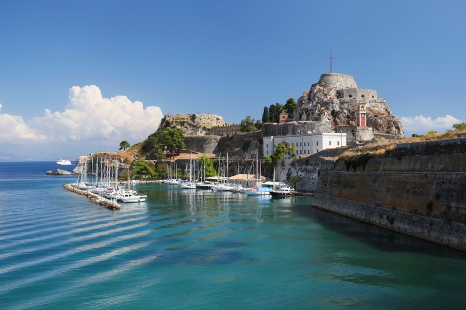 Voos Baratos para Kavos