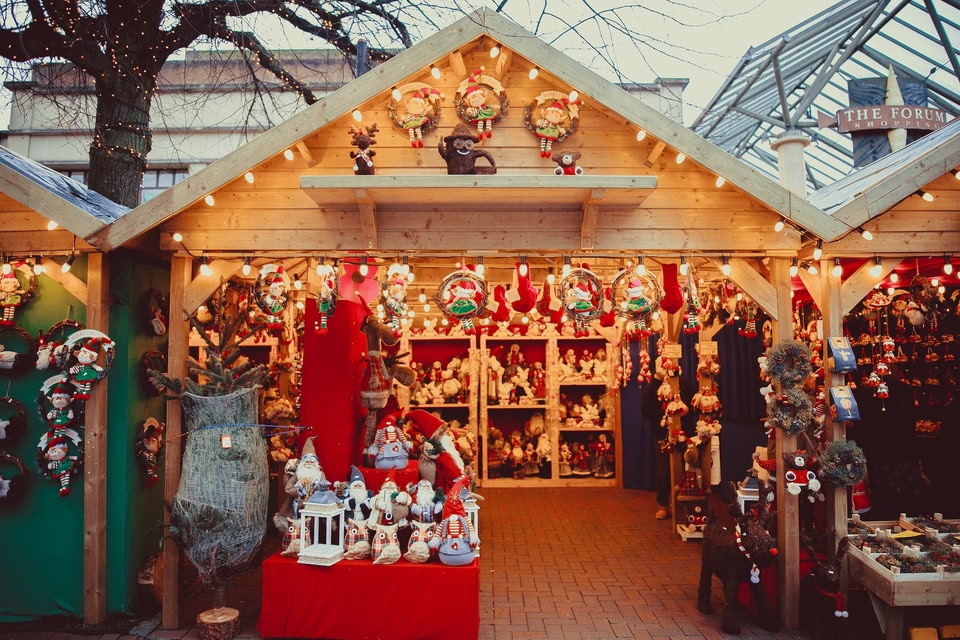 Christmas market shop