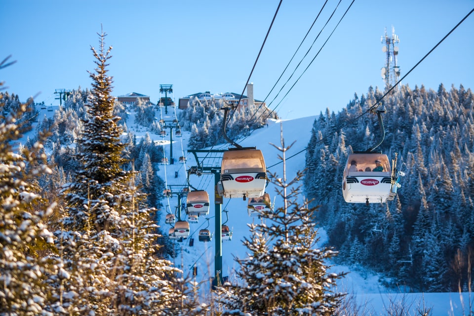 Gondolas travelling up Mont-Tremblant