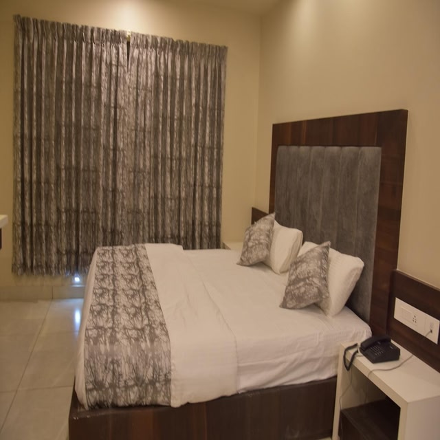 Hotel Shanti Vilas