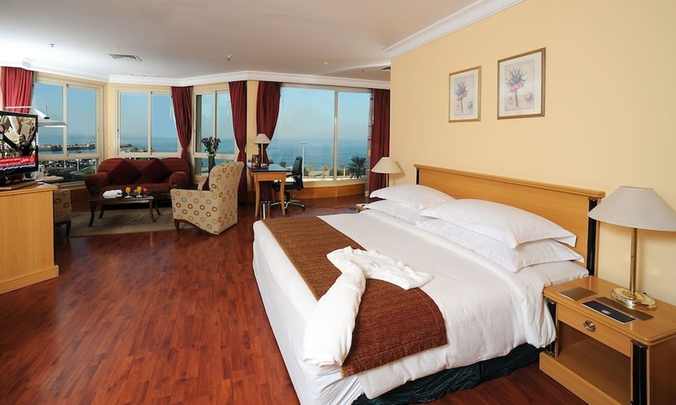 Le Royal Hotel