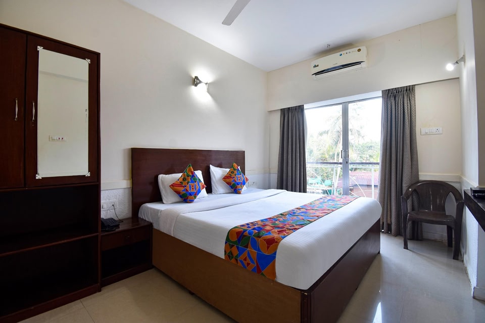 Gulmohar Cottages