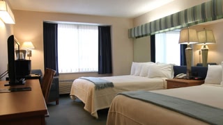 Brentwood Inn & Suites