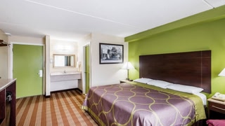 Super 8 by Wyndham Bangor