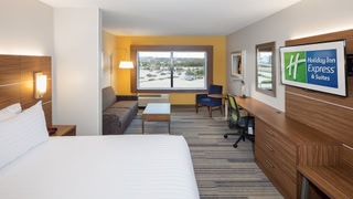 Holiday Inn Express & Suites East Peoria - Riverfront by IHG