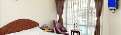 Hotel Bond
