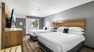 Red Lion Inn & Suites Deschutes River Bend