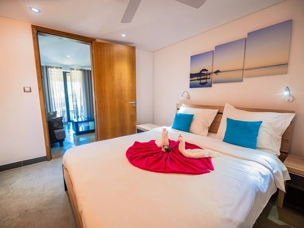 Toparadis Guest House