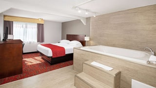 Ramada by Wyndham Bowling Green