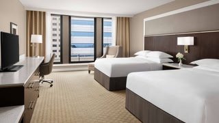 Hilton Indianapolis Hotel & Suites