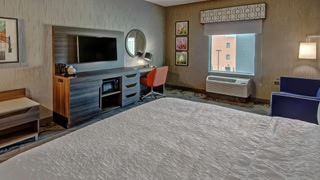 Hampton Inn Fresno Airport