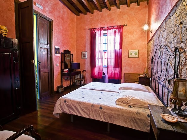 Hotel Rural Cuatro Esquinas