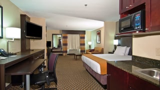 Holiday Inn Express & Suites JACKSON/PEARL Intl Airport by IHG