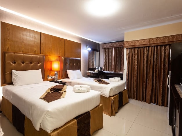 The Airport Greenery Hotel
