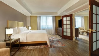 Embassy Suites by Hilton Little Rock