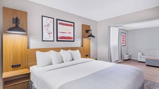 Hawthorn Extended Stay by Wyndham Wichita Airport