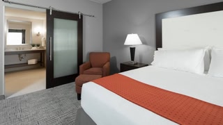 Holiday Inn & Suites Davenport by IHG