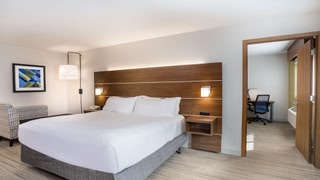 Holiday Inn Express Wisconsin Dells by IHG
