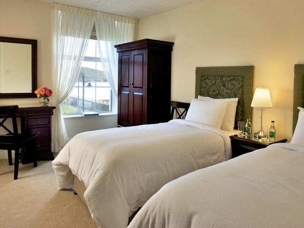 Walter Raleigh Hotel
