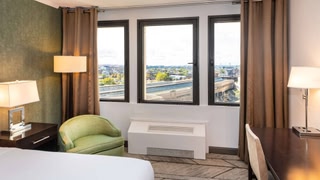 DoubleTree by Hilton Newark Penn Station