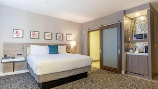 Hilton Garden Inn Wichita Downtown