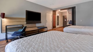 Tru by Hilton Auburn