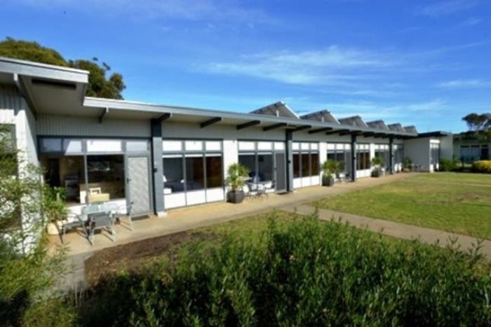 Coastal Breeze Holiday Units