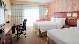Courtyard by Marriott Chicago Naperville