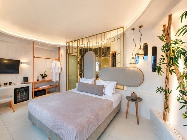 Athina Luxury Suites