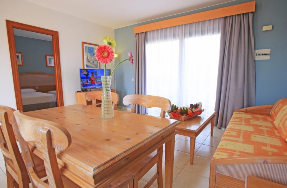 O7 Aloe Corralejo, Corralejo Hotels - Skyscanner