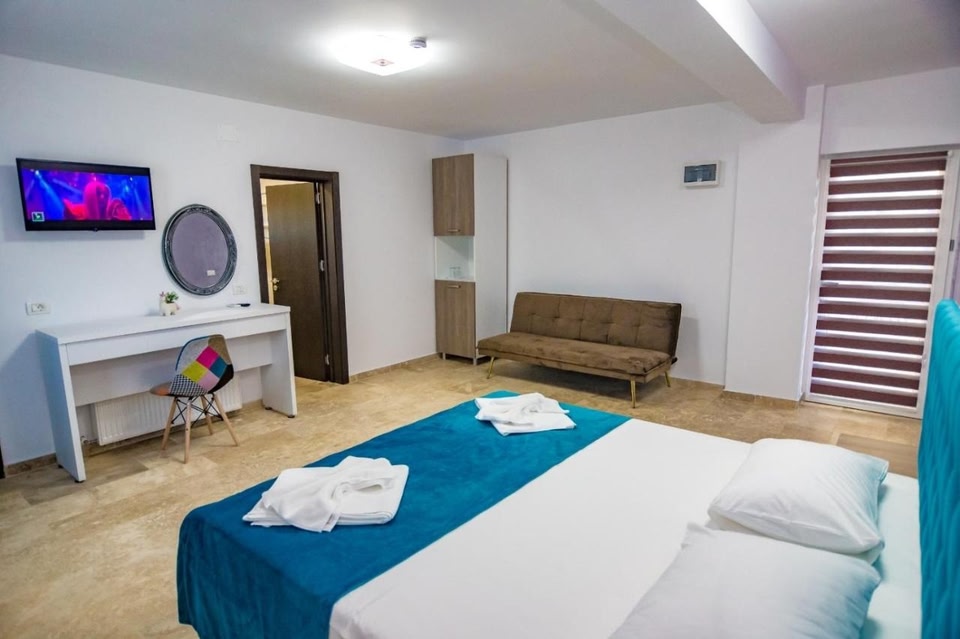 Blue Border, Vama Veche Hotels - Skyscanner